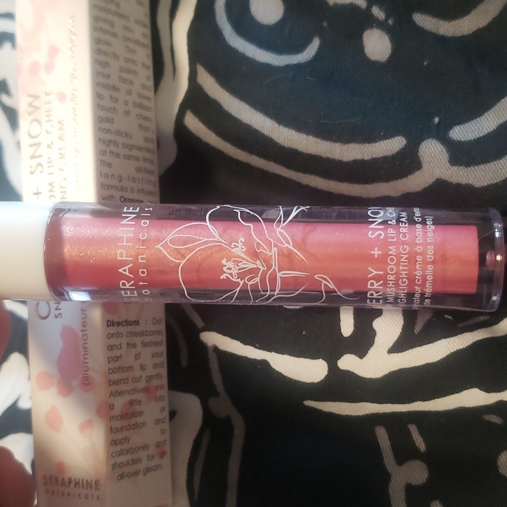 Makeup Bundle - Picture 3 of 6
